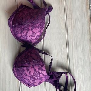 VS Super cute laced bra